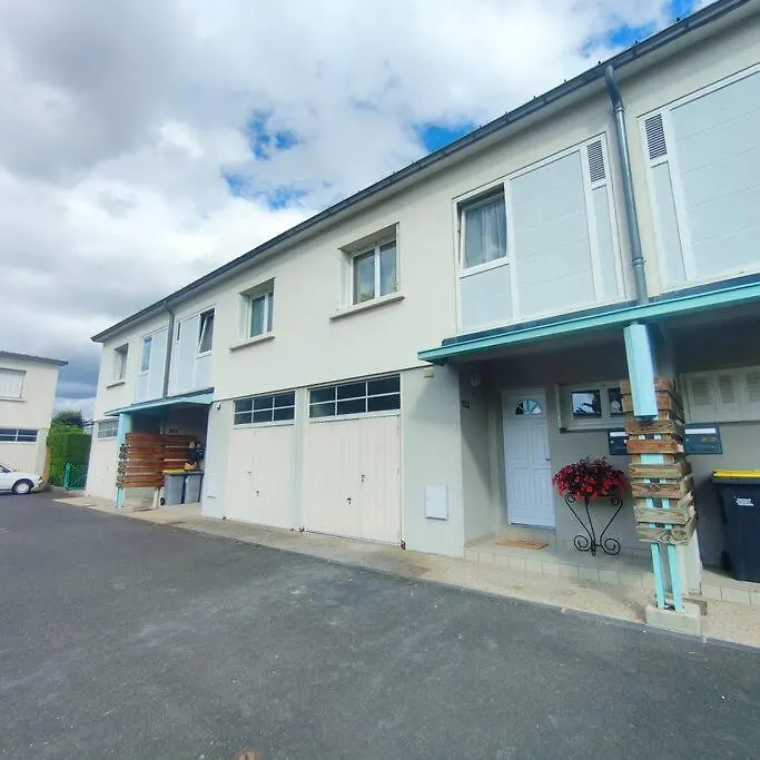 Hébergement de vacances Entre Ville Et Vignes 5 Min Zenith Grande Halle Auvergne Romagnat